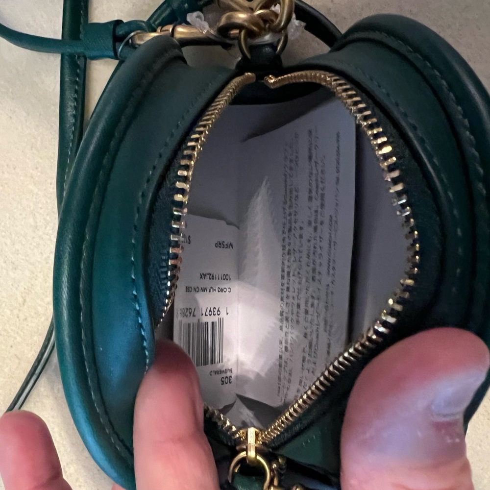 NWT Coach Half Moon Coin Case in Emerald Green - Picture 10 of 16